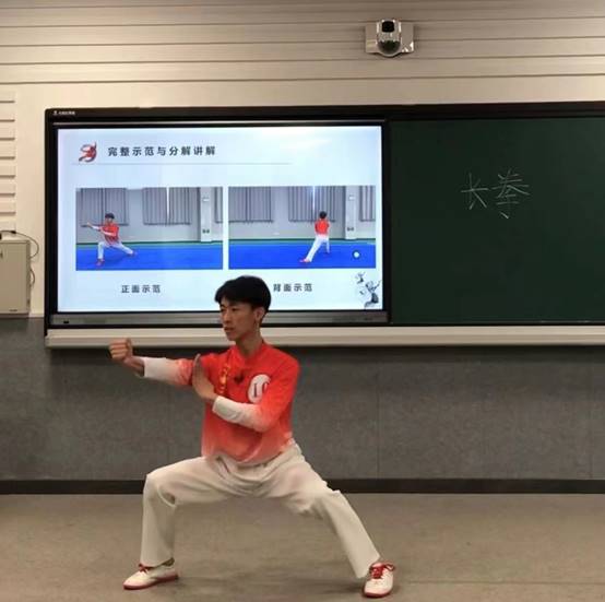 蓝鲸体育备用网址