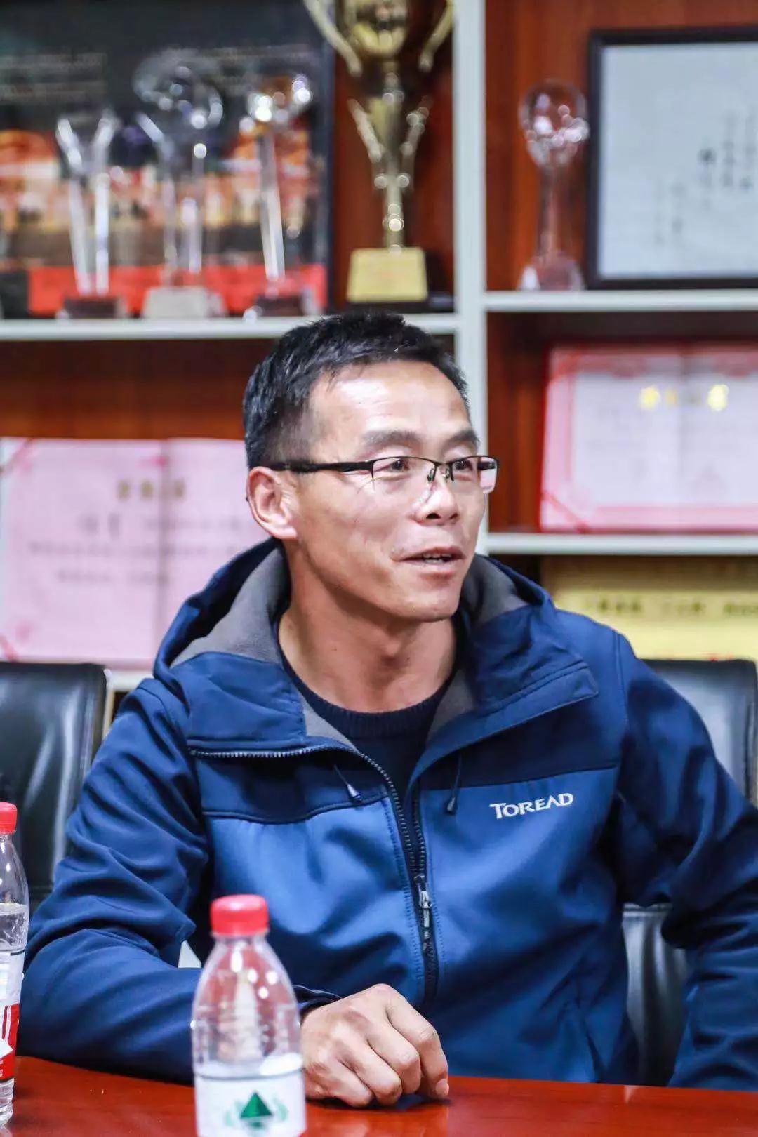 蓝鲸体育赛事资讯平台